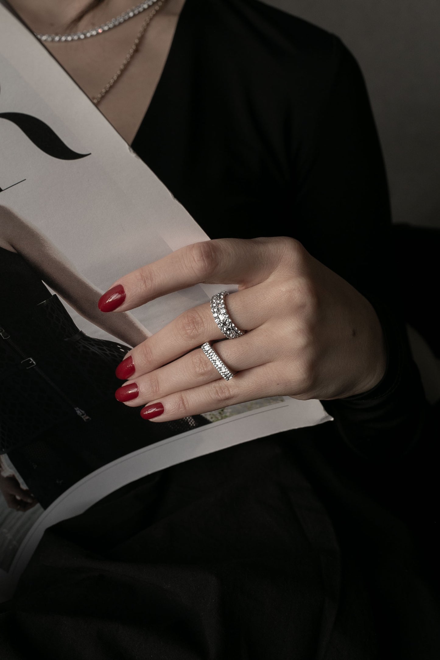 the rail diamond ring