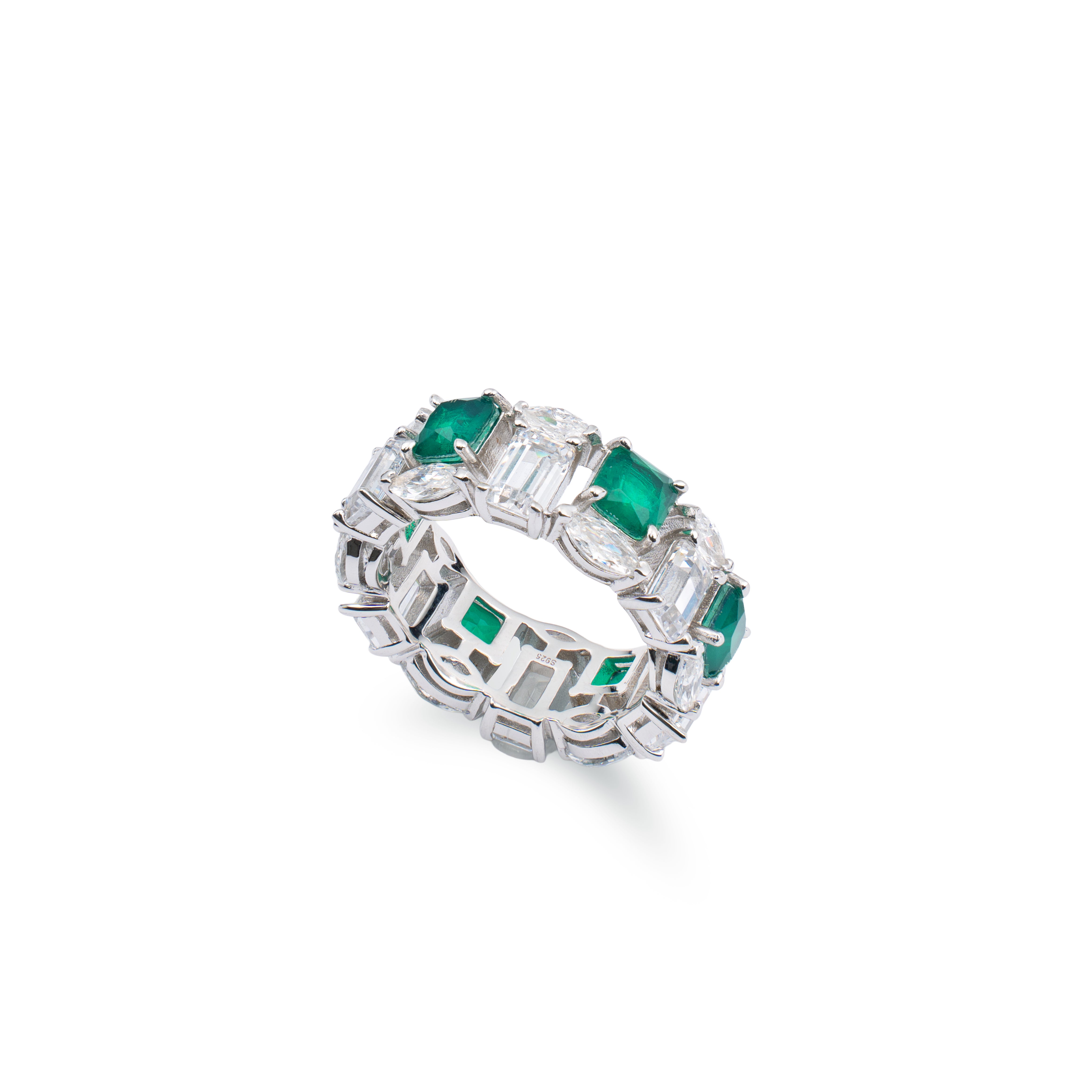 the green stone diamond ring