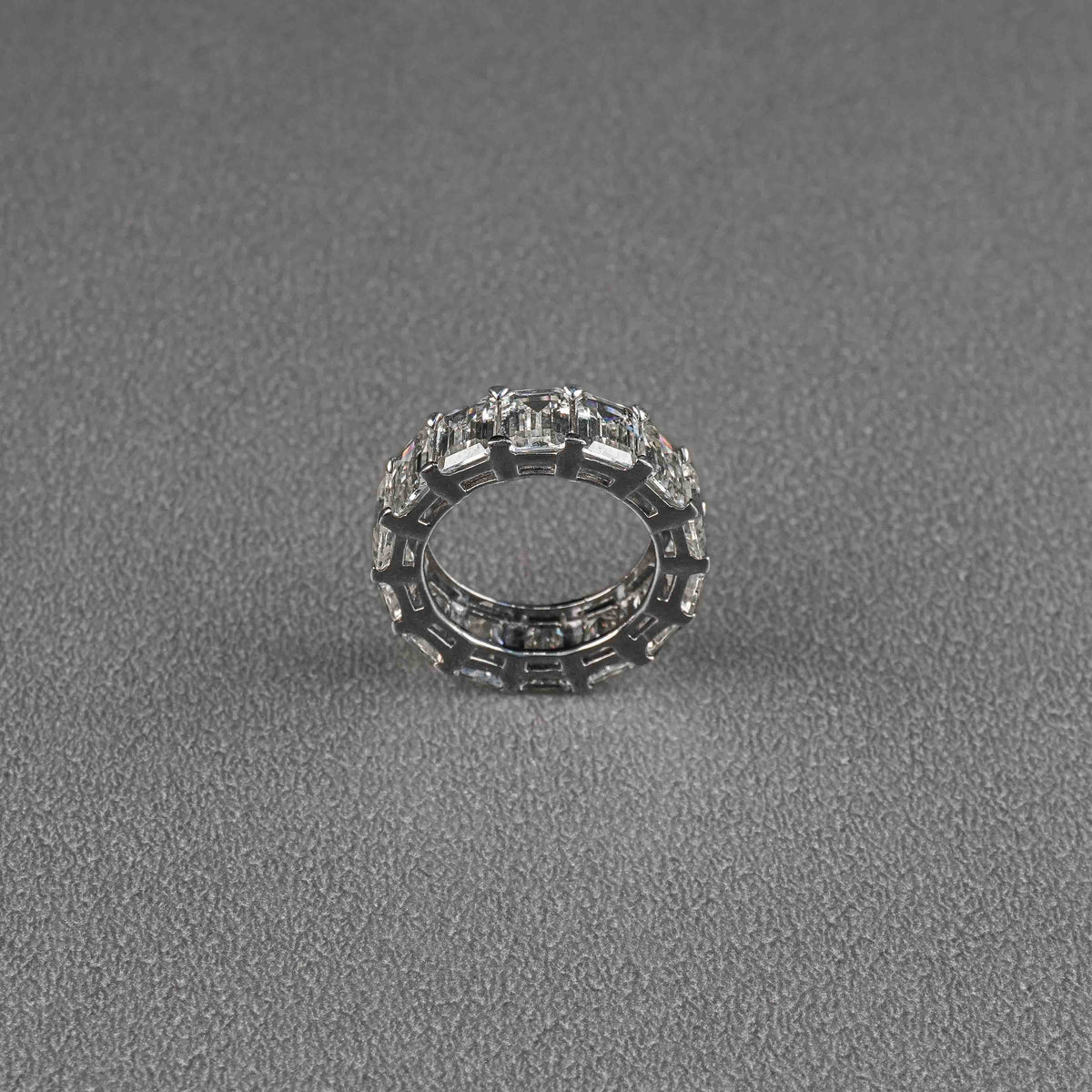 the emerald fave ring