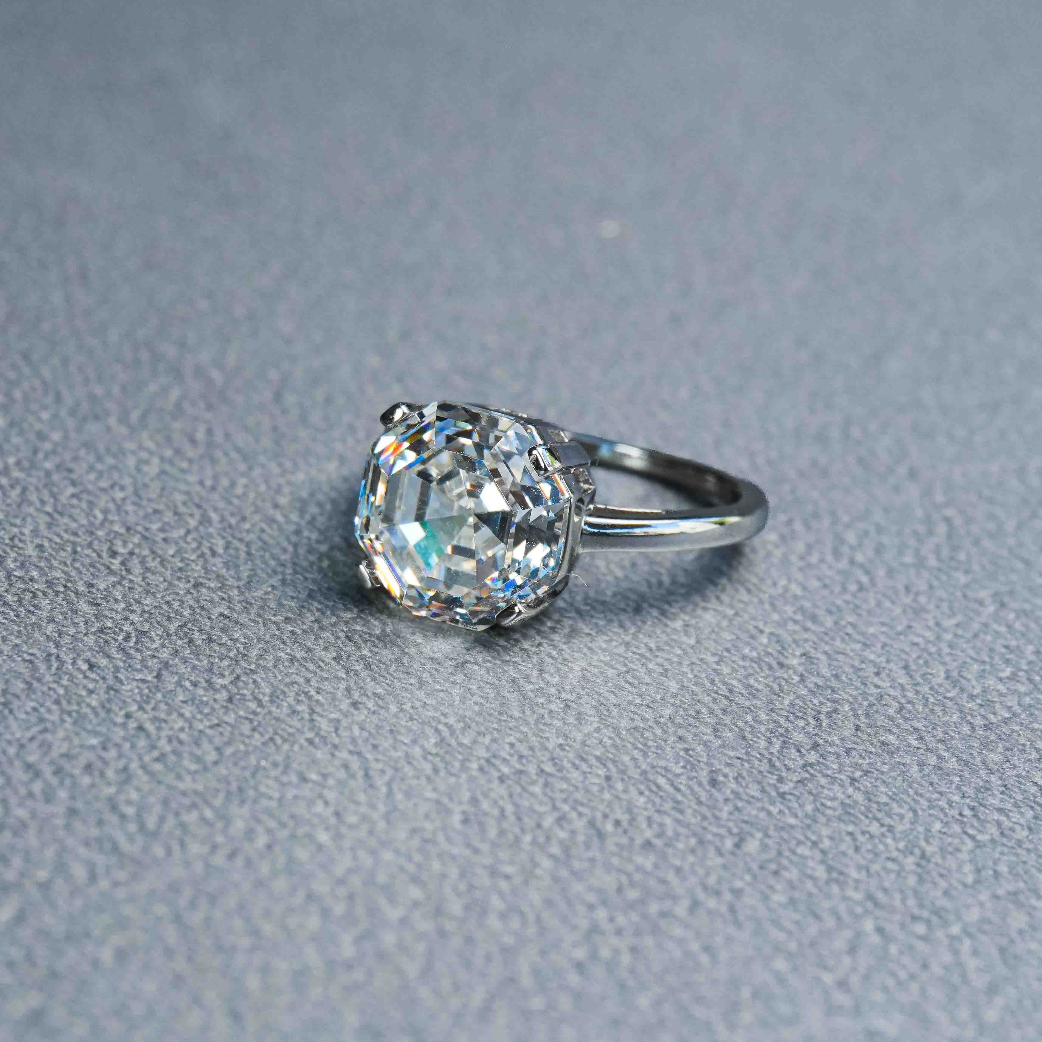 the square dimond ring