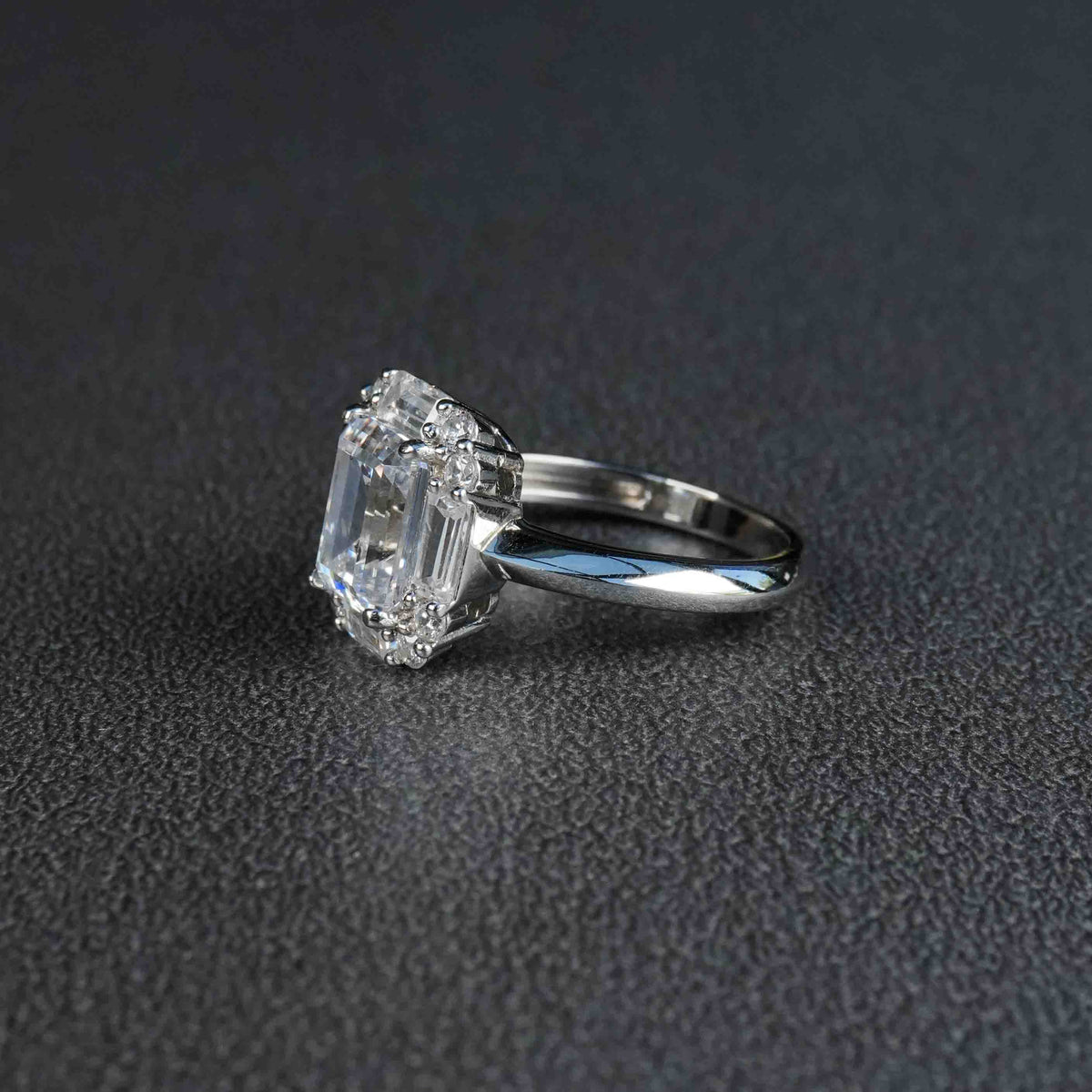 the layered diamond ring