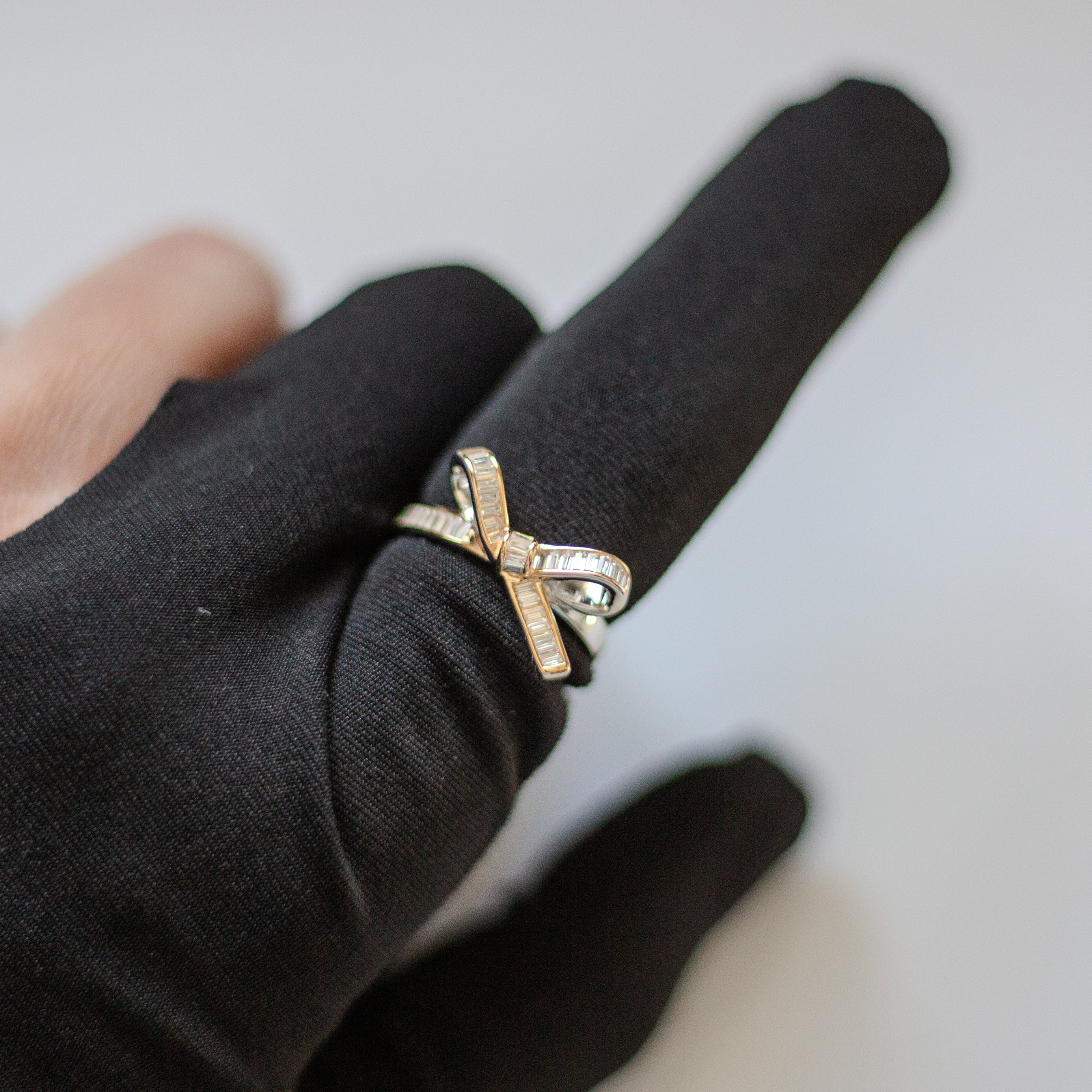 the bow diamond ring