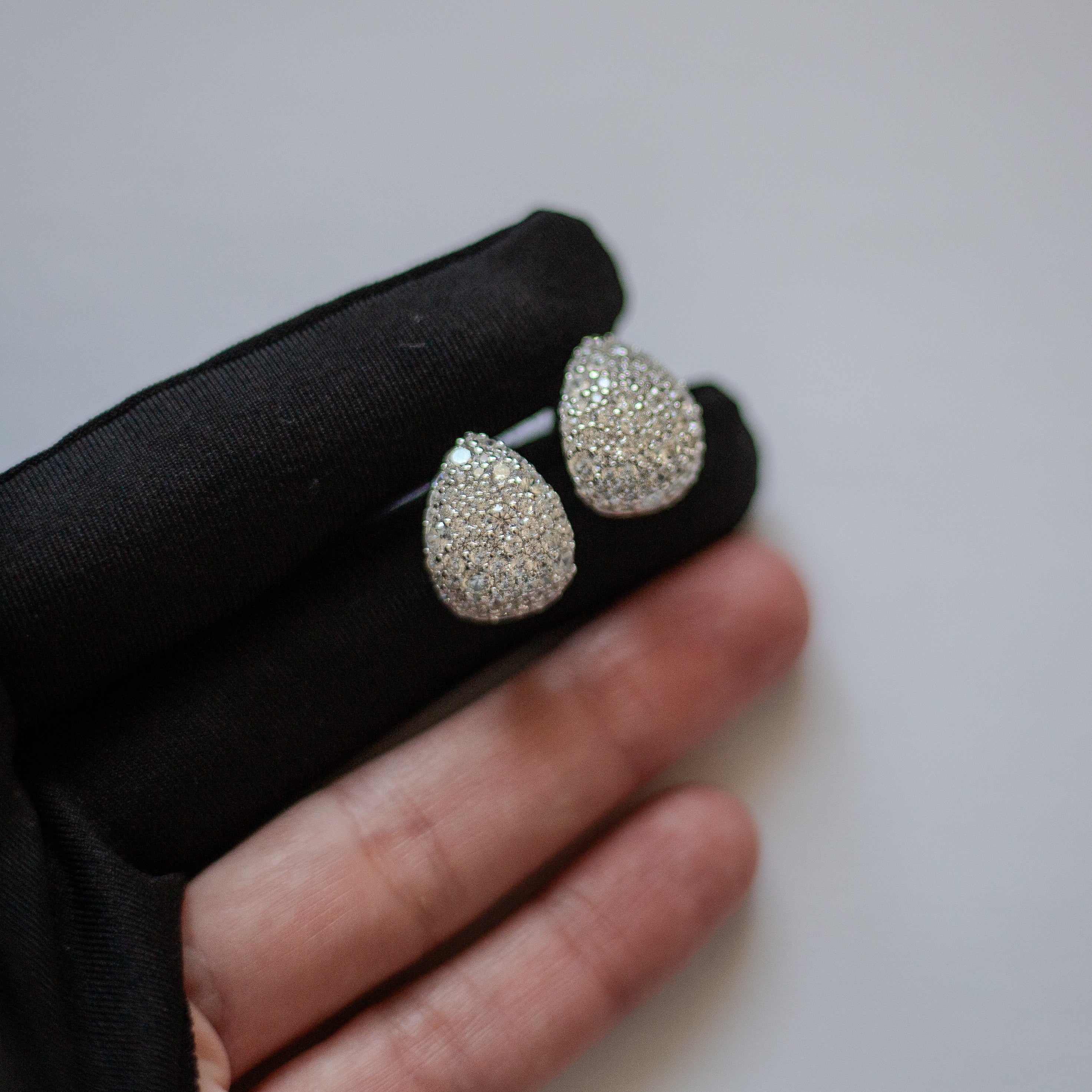 the drop diamond earring