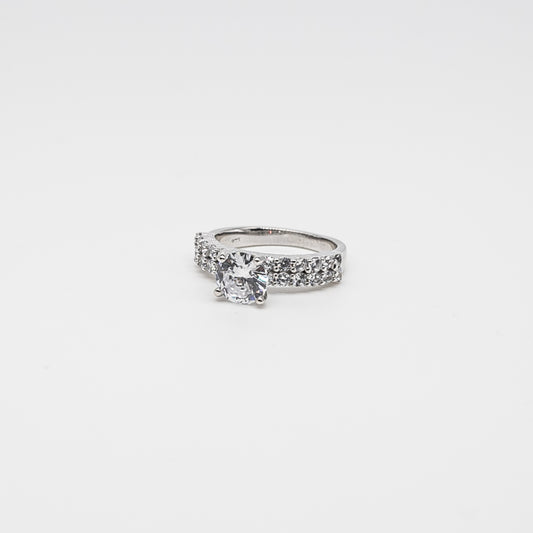 the sparkling diamond ring